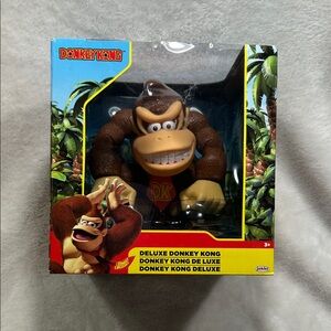 Donkey Kong Deluxe Brown Action Figure